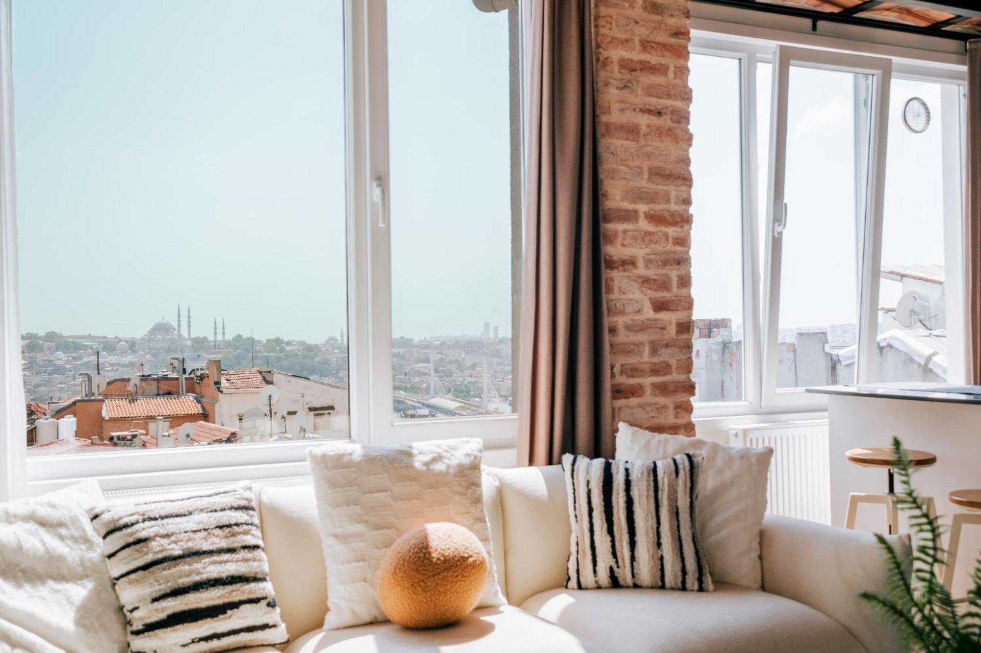 Daire Flat W City View Near Galata Tower In Istiklal Ave İstanbul